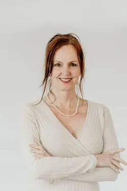 Tanya Tacker Machado